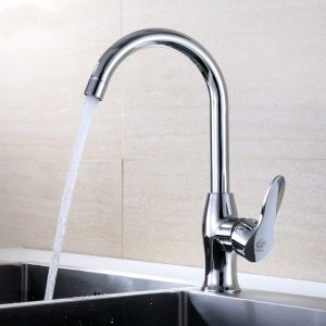 1PC-Kitchen-Faucet-Brass-Alloy-Chrome-Hot-And-Cold-Water-Single-Hole-Single-Handle-Tap