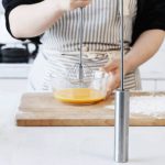 1Pcs-Semi-automatic-Rotary-Egg-Beater-Stainless-Steel-Manual-Mixer-Agitator-Mini-Egg-Blender-Kitchen-Bake-3