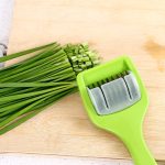 1pcs-Creative-Parsley-Chopper-Kitchen-Cut-Onion-Garlic-Cutter-Wire-Cutter-Vegetable-Cutter-Cocina-Kitchen-Accessories-1