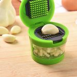 1pcs-multifunction-Plastic-Garlic-Press-Presser-Crusher-Slicer-Grater-Dicing-Slicing-and-Storage-Kitchen-Vegetable-Tool-5