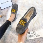 2022-Luxury-Metal-Chain-Lambswool-Moccasins-Femme-Fleeces-Sneakers-Winter-Shoes-Women-Warm-Plush-Loafers-Woman-1