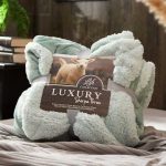 All-Season-Popular-Home-Bed-Sherpa-Fleece-Warm-Blankets-Lamb-Bedspread-Plush-Baby-Comforter-Covering-Plaid-4