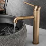 Antique-Bronze-Basin-Faucets-Bathroom-Faucet-Hot-Cold-Brass-Bathroom-Sink-Faucet-Rotating-Lavotory-Faucet-Mixer