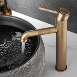 Antique-Bronze-Basin-Faucets-Bathroom-Faucet-Hot-Cold-Brass-Bathroom-Sink-Faucet-Rotating-Lavotory-Faucet-Mixer-4