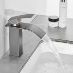 Bathroom-Faucet-Basin-Hot-And-Cold-Water-Mixer-Vanity-Tap-Gun-Grey-Finish-Deck-Mount-Sink-4