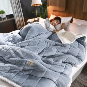 Coral-Fleece-Spring-Winter-Warm-Blankets-for-Bed-3-Layers-Thicken-Flannel-Blanket-Quilt-Soft-Comfortable