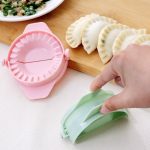 DIY-Plastic-Dumpling-Mold-Dough-Press-Gadgets-for-Cooking-Dumplings-Easily-Gadget-Tools-Set-Kitchen-Gadgets-1