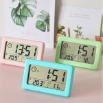 Digital-LCD-Mute-Desktop-Clock-Simple-Temperature-Sensor-Mini-Home-Hygrometer-Gauge-Bedroom-Indoor-LED-Electronic-3