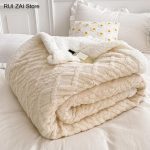 Double-Layered-Household-Blanket-Winter-Wool-Blanket-Coarse-Wool-Cushions-for-Sofas-and-Beds-Wools-Felt-5