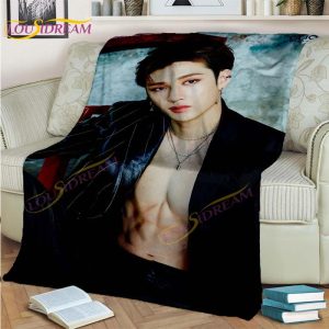 New-KPOP-Boys-Flannel-Blanket-Stray-Kids-Blankets-Singers-Soft-Warm-Throw-Blankets-for-Bedding-Couch