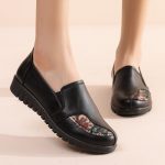 Shoes-Woman-Genuine-Leather-Designer-Luxury-Ladies-shoes-Lace-up-Basic-Casual-Flats-Shoes-2023-Hot-4