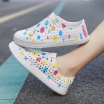 2023-New-Wnc-Native-Hole-Shoes-Couple-Graffiti-Men-and-Women-Sandalias-Colorful-Adult-Casual-Baotou-2