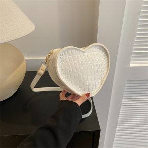Fashion-Vintage-Heart-Women-Handbags-Luxury-Designer-Handbag-Heart-Bags-for-Women-Women-s-Shoulder-Messenger Fashion-Vintage-Heart-Women-Handbags-Luxury-Designer-Handbag-Heart-Bags-for-Women-Women-s-Shoulder-Messenger