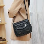 PU-Soft-Leather-CrossBorder-New-Simple-Lightweight-And-LargeCapacity-Shoulder-Messenger-Bag-Leisure-MiddleAged-Lady-2