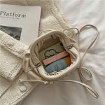 Spring-New-Simple-Women-Cloud-Messenger-Bag-All-match-Ladies-PU-Leather-Crossbody-Bag-Female-Evening-3